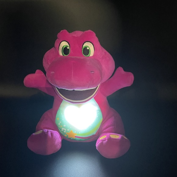 Fisher-Price Barney's World Heart Glow Barney Plush Toy with Music & Lights - Picture 6 of 6